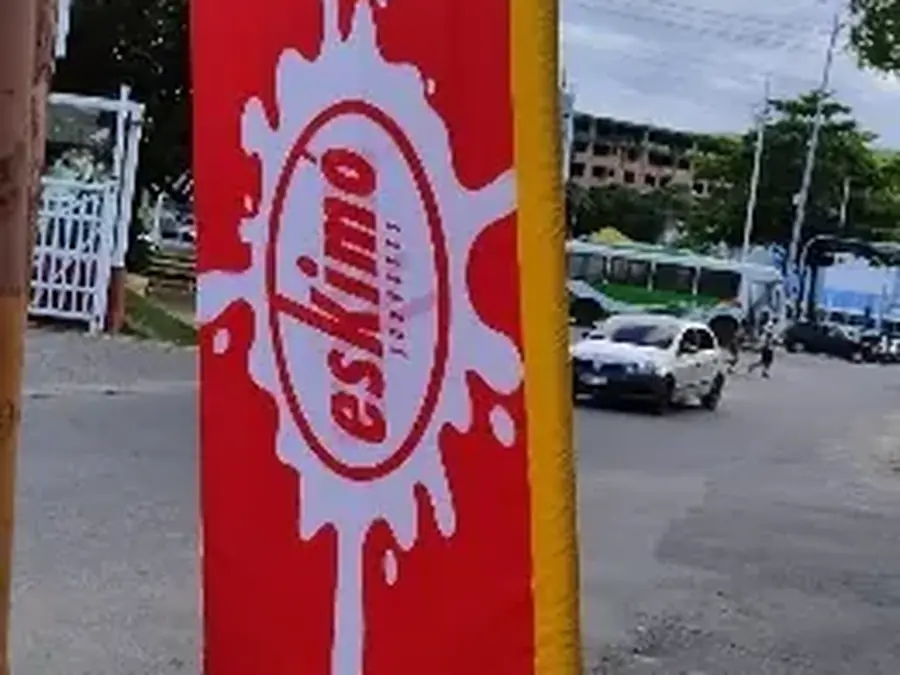 Windbanner Onda Flag instalado em cliente, foto 2